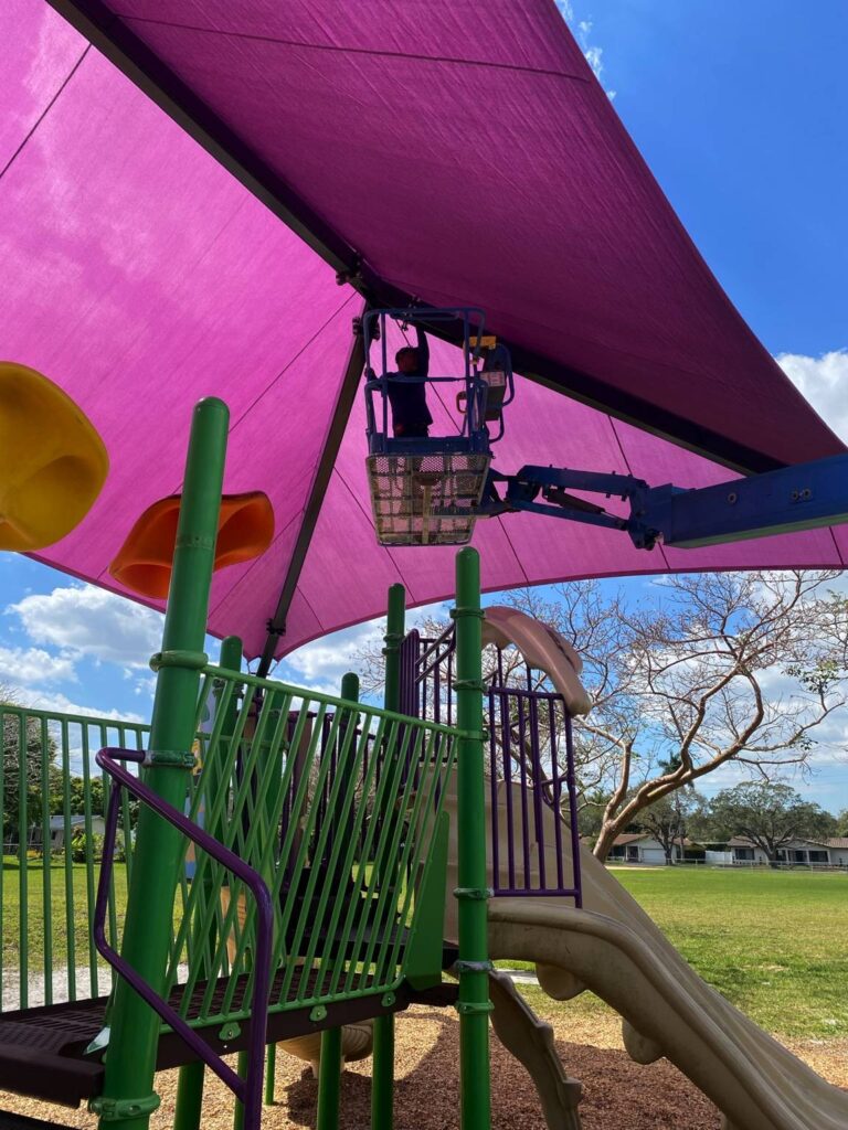 Dialux MIA maintenance of shade sails, awnings and outdoor structures