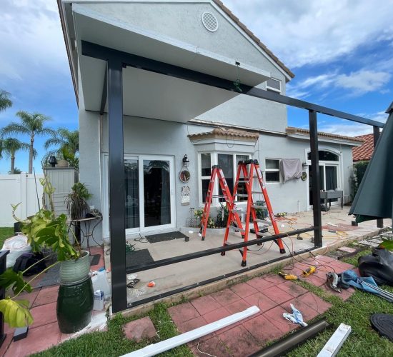 Dialux MIA custom awnings and gazebos for outdoor spaces