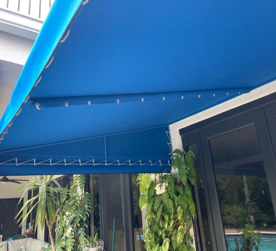 Dialux MIA custom awnings and gazebos for outdoor spaces